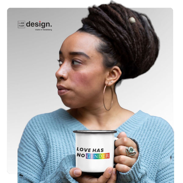 Love has no gender. EmaillenTasse