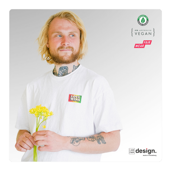 Bio-T-shirt "love wins"